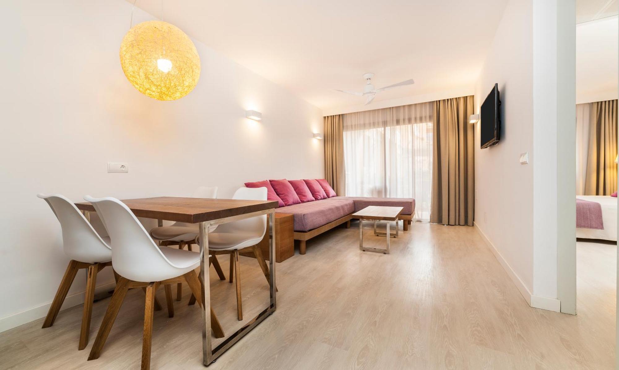 Insotel Club Tarida Playa 산트 호셉 데 사 탈라이아 외부 사진