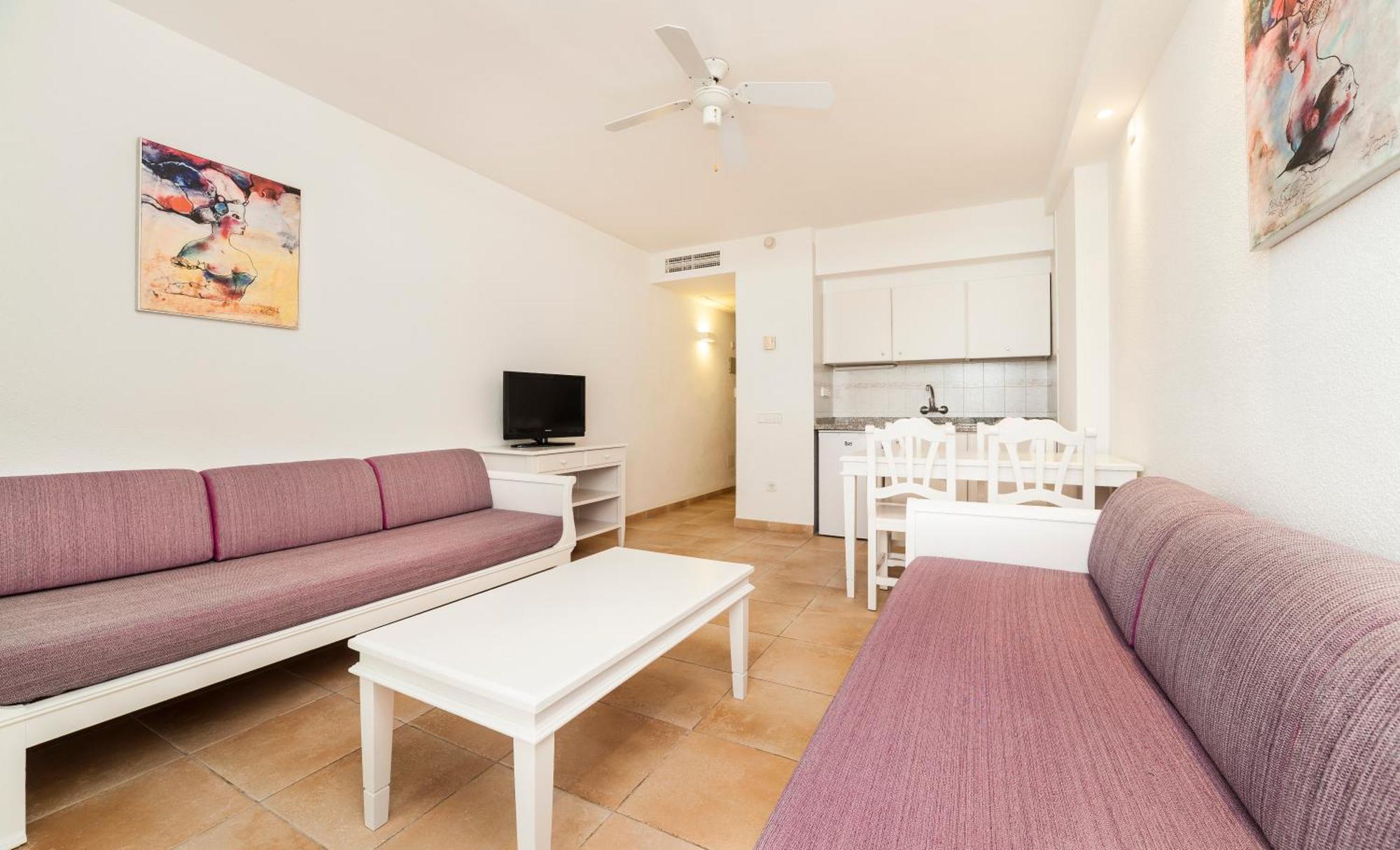 Insotel Club Tarida Playa 산트 호셉 데 사 탈라이아 외부 사진