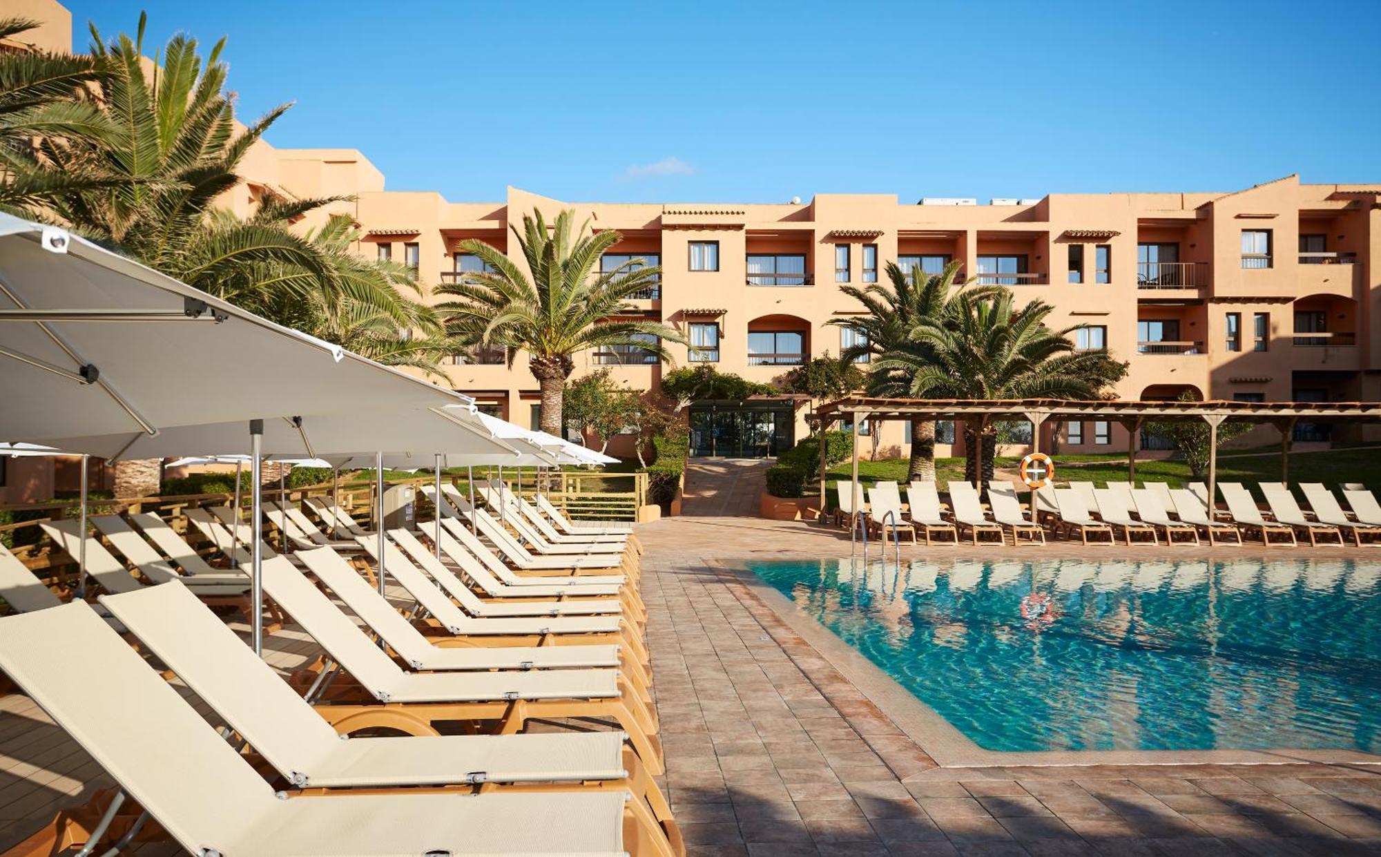 Insotel Club Tarida Playa 산트 호셉 데 사 탈라이아 외부 사진